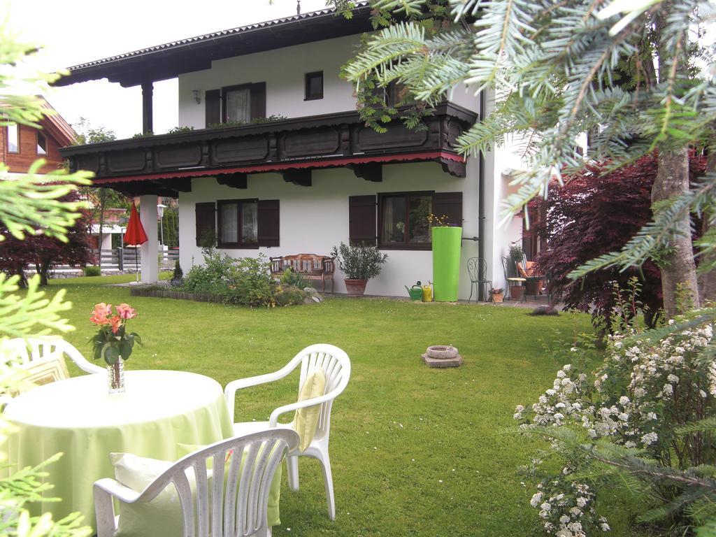 Haus Slechta Apartment Kitzbuhel Phòng bức ảnh